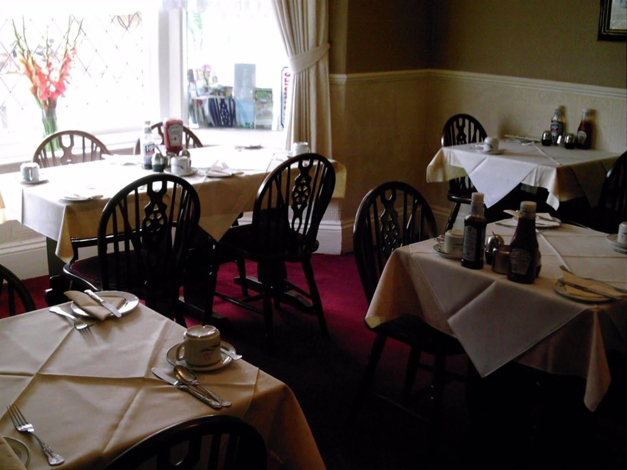 Jacaranda Hotel Paignton Esterno foto